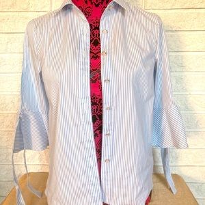 Button Up Shirt w/ Slits in Sleeves S